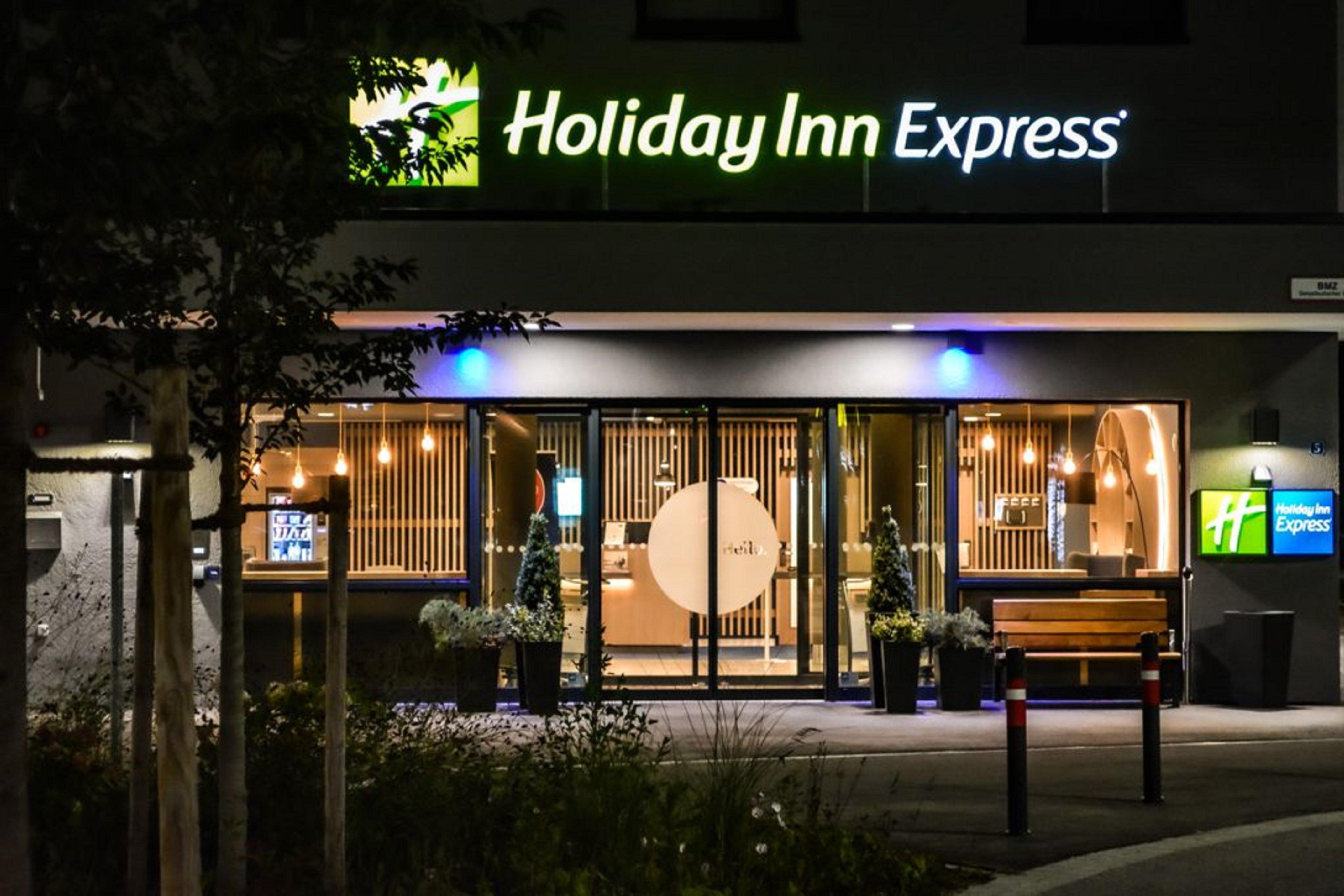 Holiday Inn Express Munich - Olching, An Ihg Hotel Eksteriør billede